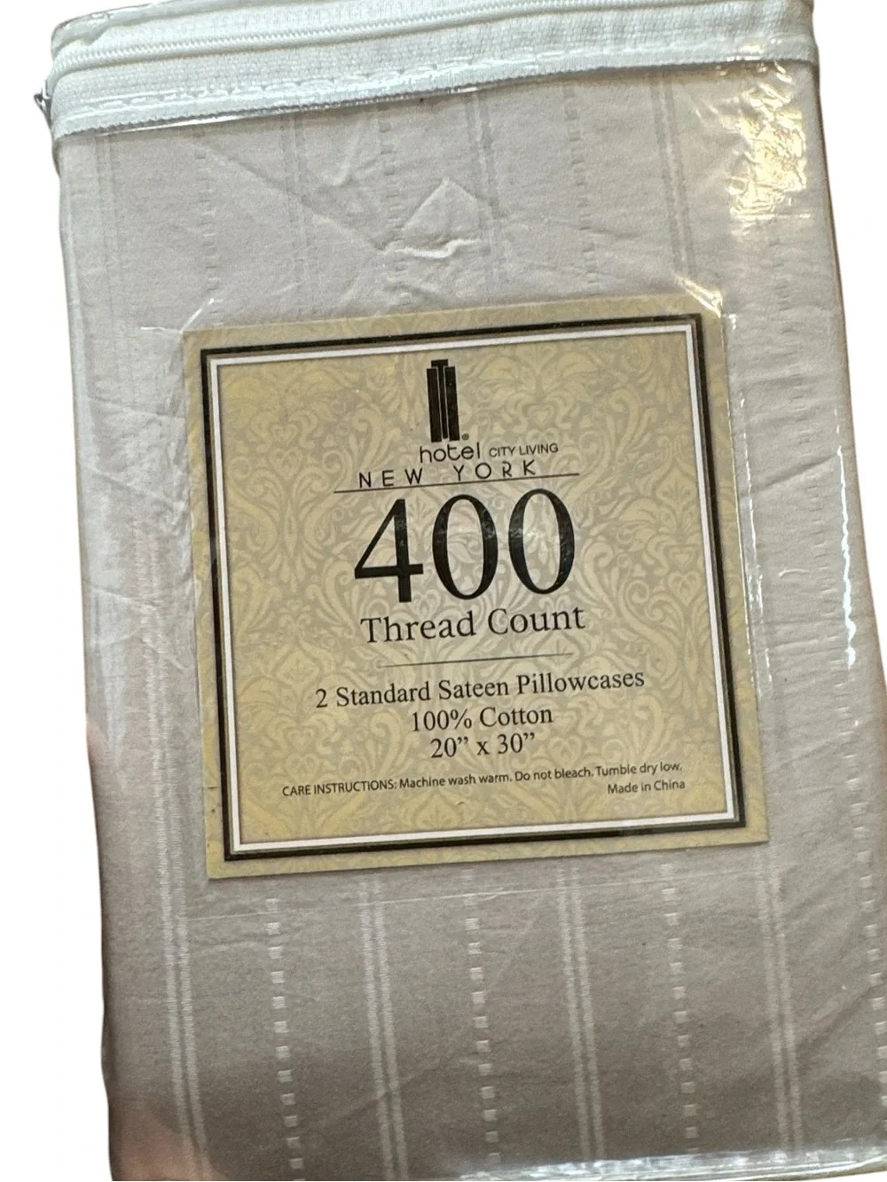 Hotel City Living New York 400 Thread Count Standard Pillowcases Set of 2 New